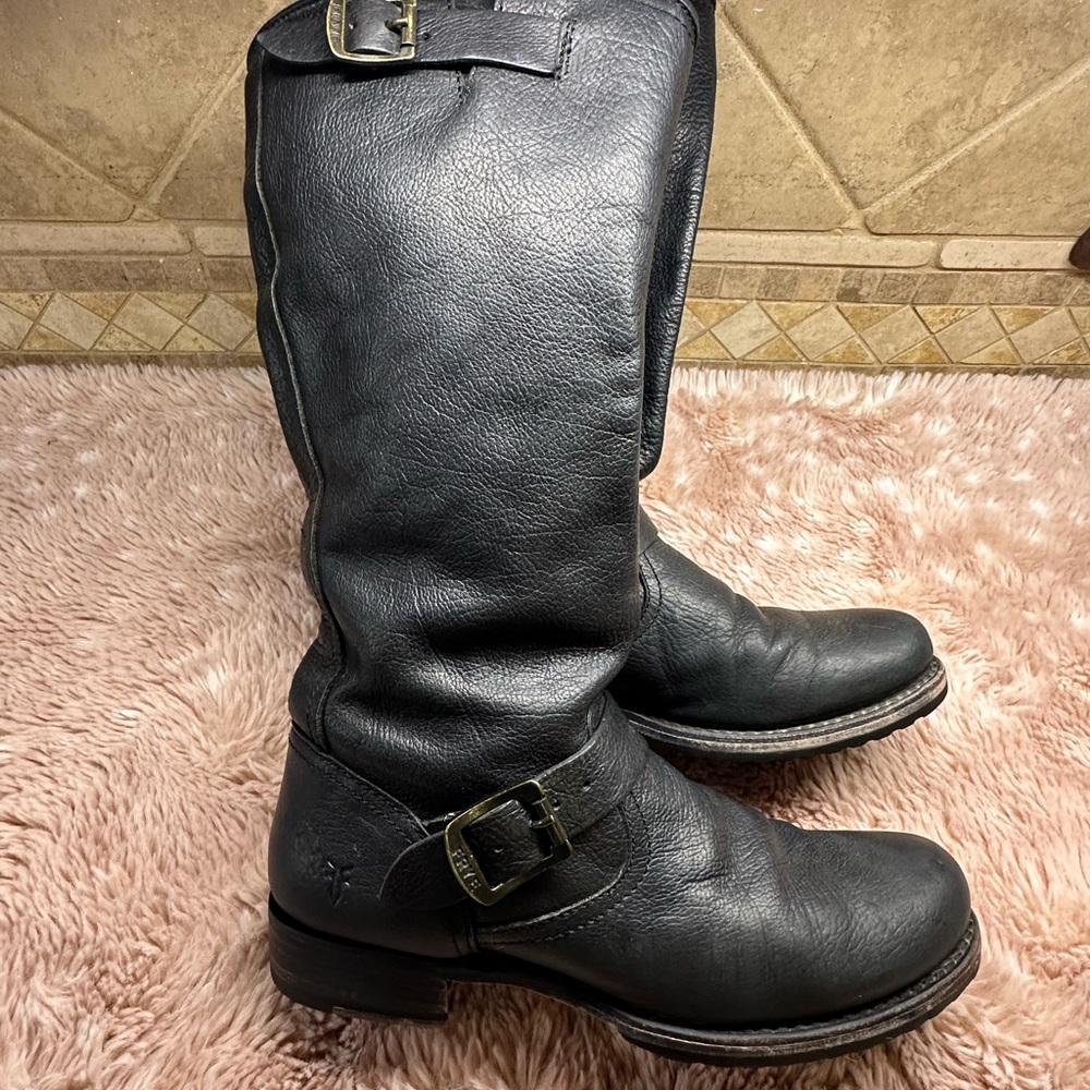Frye Black Leather Women’s Boots with adjustable Buckles
